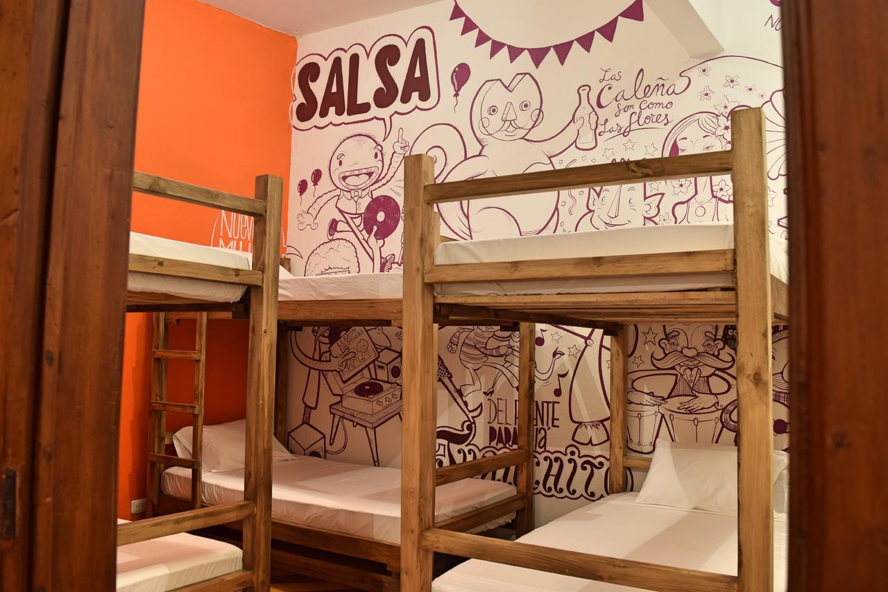 Lulos Hostal Boutique Hostel Cali Εξωτερικό φωτογραφία