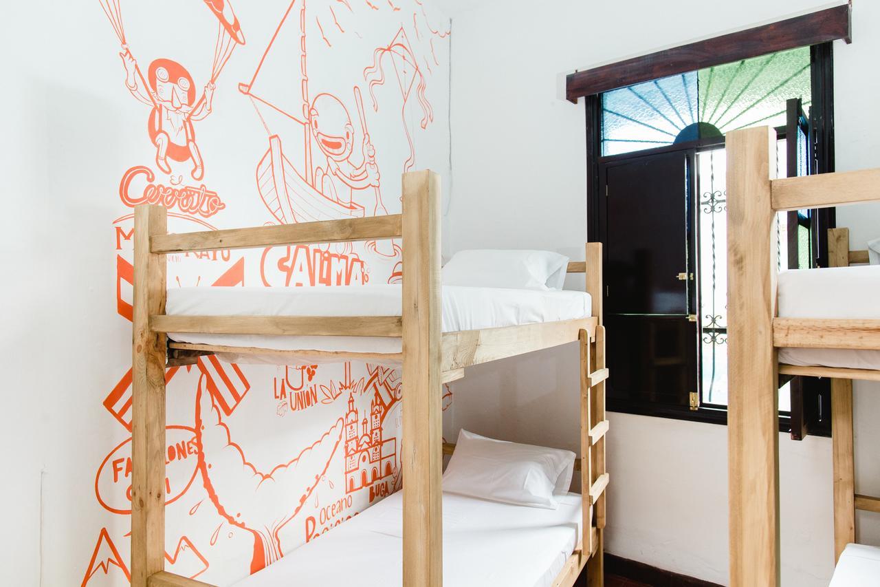 Lulos Hostal Boutique Hostel Cali Εξωτερικό φωτογραφία